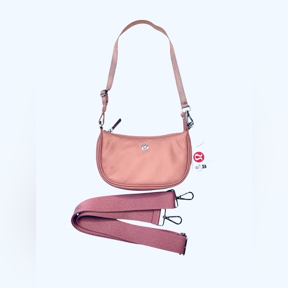Lululemon Deco Pink City Essentials Mini Shoulder Bag 1L - Picture 5 of 6